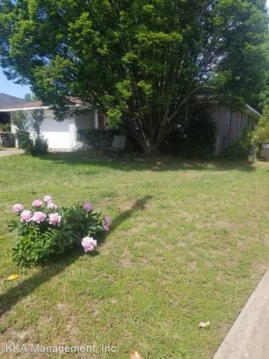 Main picture of 110 Fleetwood Pl