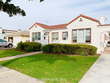 Main picture of 3944 Huron Ave