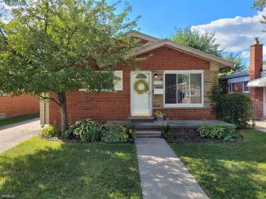 Main picture of 32099 Saint Margaret St