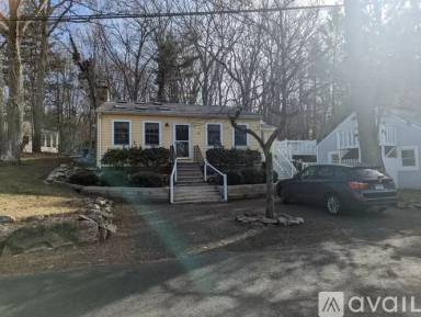 Main picture of 97 Lakeside Dr