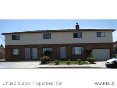 Main picture of 4400 N Robert Rd