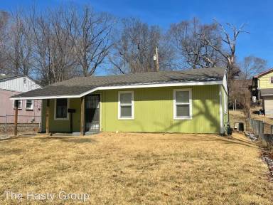 Main picture of 4216 E 45th Ter