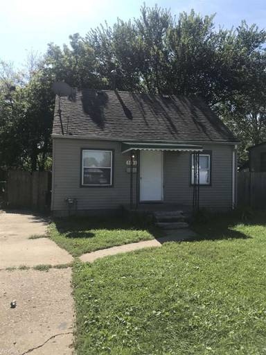 Main picture of 8080 Essex Ave
