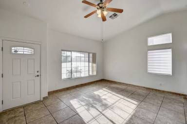 Main picture of 2808 Glen Aulin St
