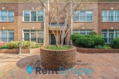 Main picture of 1501 N Colonial Ter