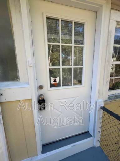 Main picture of 1547 Heath St