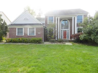 Main picture of 47111 Woodlong Dr