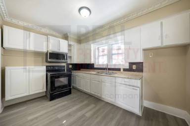 Main picture of 425 Margaret St