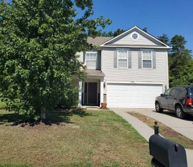 Main picture of 13926 Lawrence Farm Ln