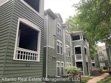 Main picture of 1000 Nicholwood Dr