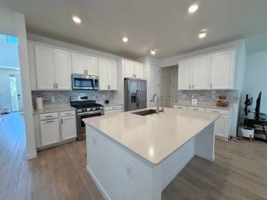 Main picture of 9009 Redfield Ln