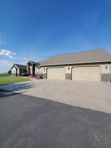 Main picture of 4693 Road K SE