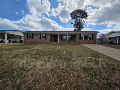 Main picture of 1408 Johnson St