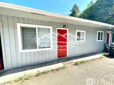 Main picture of 63671 Harriet Rd