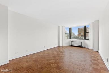 Main picture of 400 E 71st St Apartments