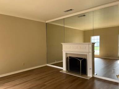 Main picture of 500 S Dresden Ct