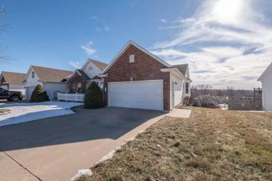 Main picture of 3221 Devonshire Dr