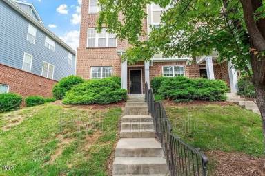 Main picture of 229 Michigan Ave