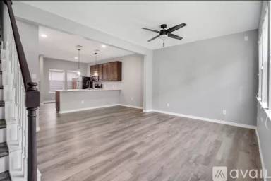Main picture of 1807 Kemah Village Dr
