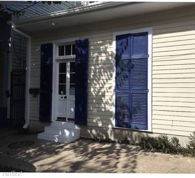 Main picture of 2431 Chartres St
