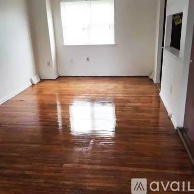 Main picture of 1011 Burton Ave