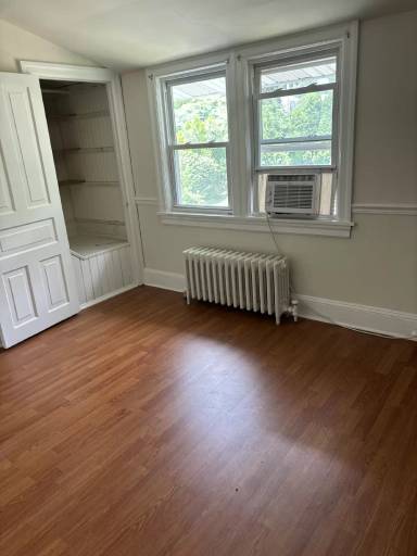 Main picture of 2983 Dorman Ave