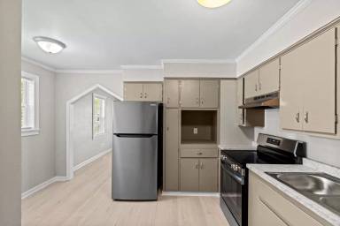 Main picture of 339 Starling St