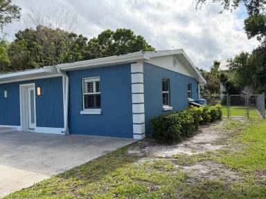 Main picture of 1835 42nd Ave