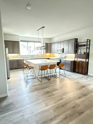 Main picture of 11842 W 52nd Ave