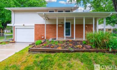 Main picture of 6401 N Randall Dr