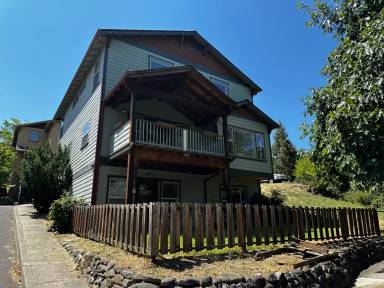 Main picture of 449 Park Ridge Pl