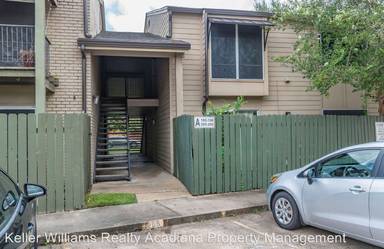 Main picture of Greenbriar Condominiums