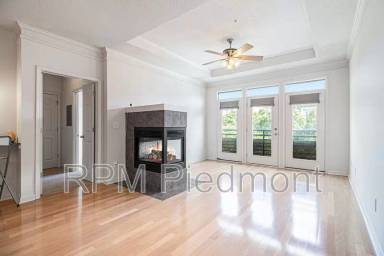 Main picture of 401 16th St NW