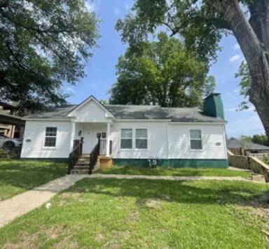 Main picture of 1116 E Travis St