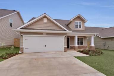 Main picture of 210 Wainwright Dr