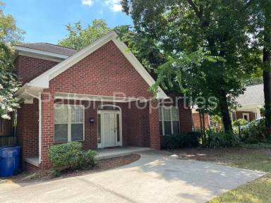Main picture of 323 S Pickens St