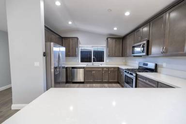 Main picture of 1169 Florida St