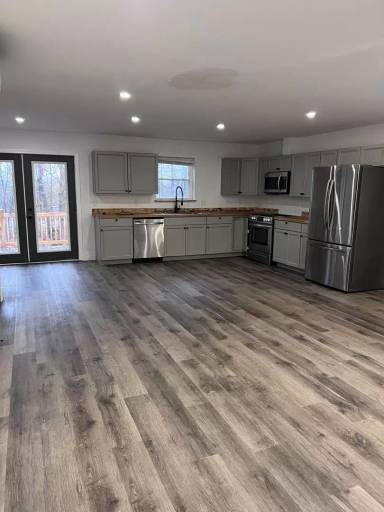 Main picture of 631 Essex St