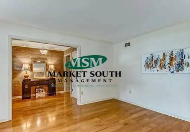 Main picture of 101 E 57th St