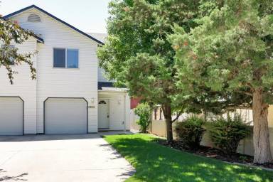 Main picture of 3183 W Cherry Ln