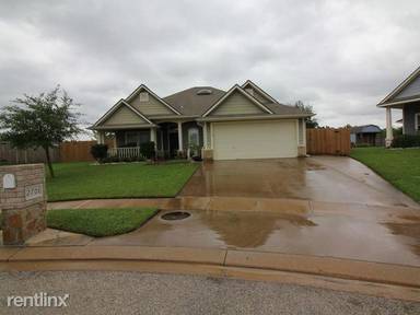 Main picture of 2701 Lynnwood Ct