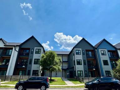Main picture of The Hem Neighborhood Condominiums