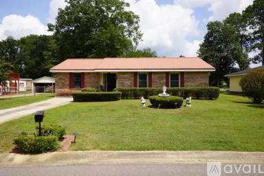 Main picture of 505 Westchester Dr