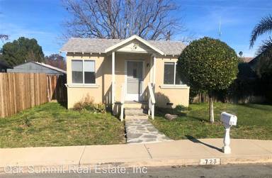 Main picture of 727 Ashland Ave