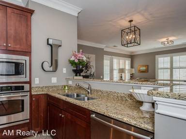 Main picture of 6785 Louisburg Square Ln