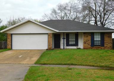 Main picture of 5328 Brian Cir