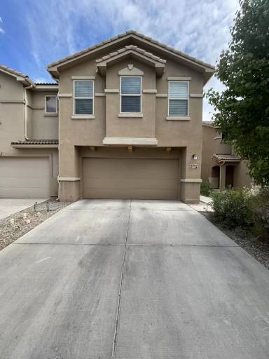 Main picture of 10924 Fort Point Ln NE