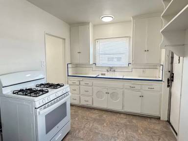 Main picture of 109-111 N Taylor Ave