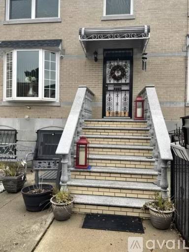 Main picture of 213 Sumpter St