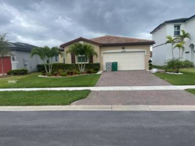 Main picture of 12460 NW McGregor Ln